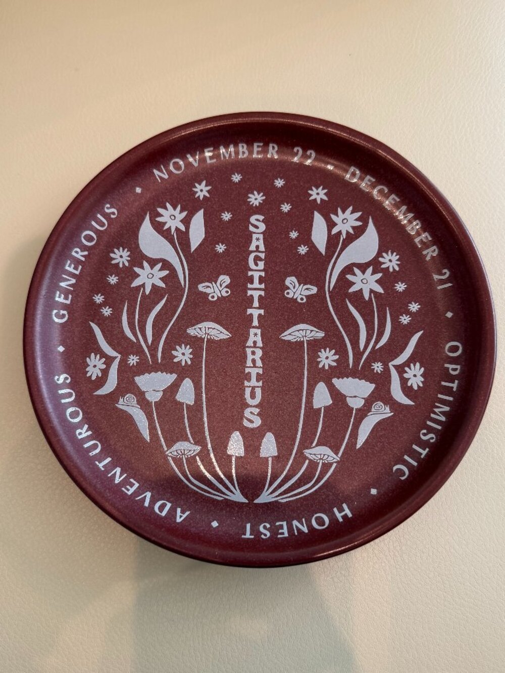 URBAN OUTFITTERS NWT zodiac Sagittarius plate